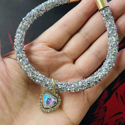 Luxury Crystal Cat Collar - PawparedeLuxury Crystal Cat CollarMy StorePawparede14:29;5:100014064#S - 20 - 25cmWHITES - 20 - 25cmLuxury Crystal Cat Collar - Pawparede