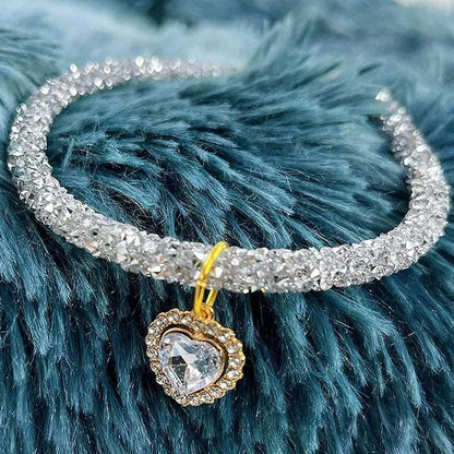 Luxury Crystal Cat Collar - PawparedeLuxury Crystal Cat CollarMy StorePawparede14:29;5:100014064#S - 20 - 25cmWHITES - 20 - 25cmLuxury Crystal Cat Collar - Pawparede